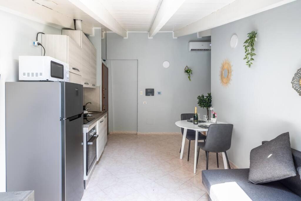 300 M From Metro M3-netflix-wi-fi Apartment