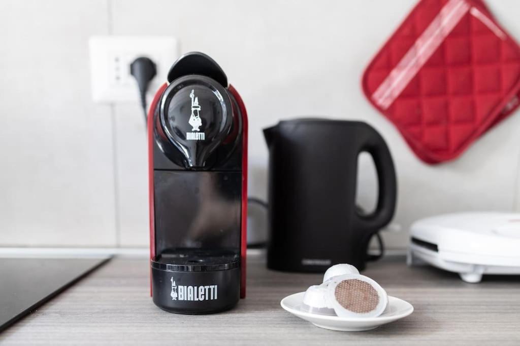 300 M From Metro M3-netflix-wi-fi Appartement Milan